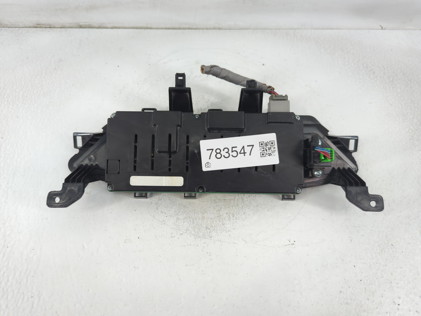 2009-2010 Honda Pilot Instrument Cluster Speedometer Gauges P/N:78100-SZA-A420-M1 M11012113 Fits Fits 2009 2010 OEM Used Auto Parts - Oemusedautoparts1.com