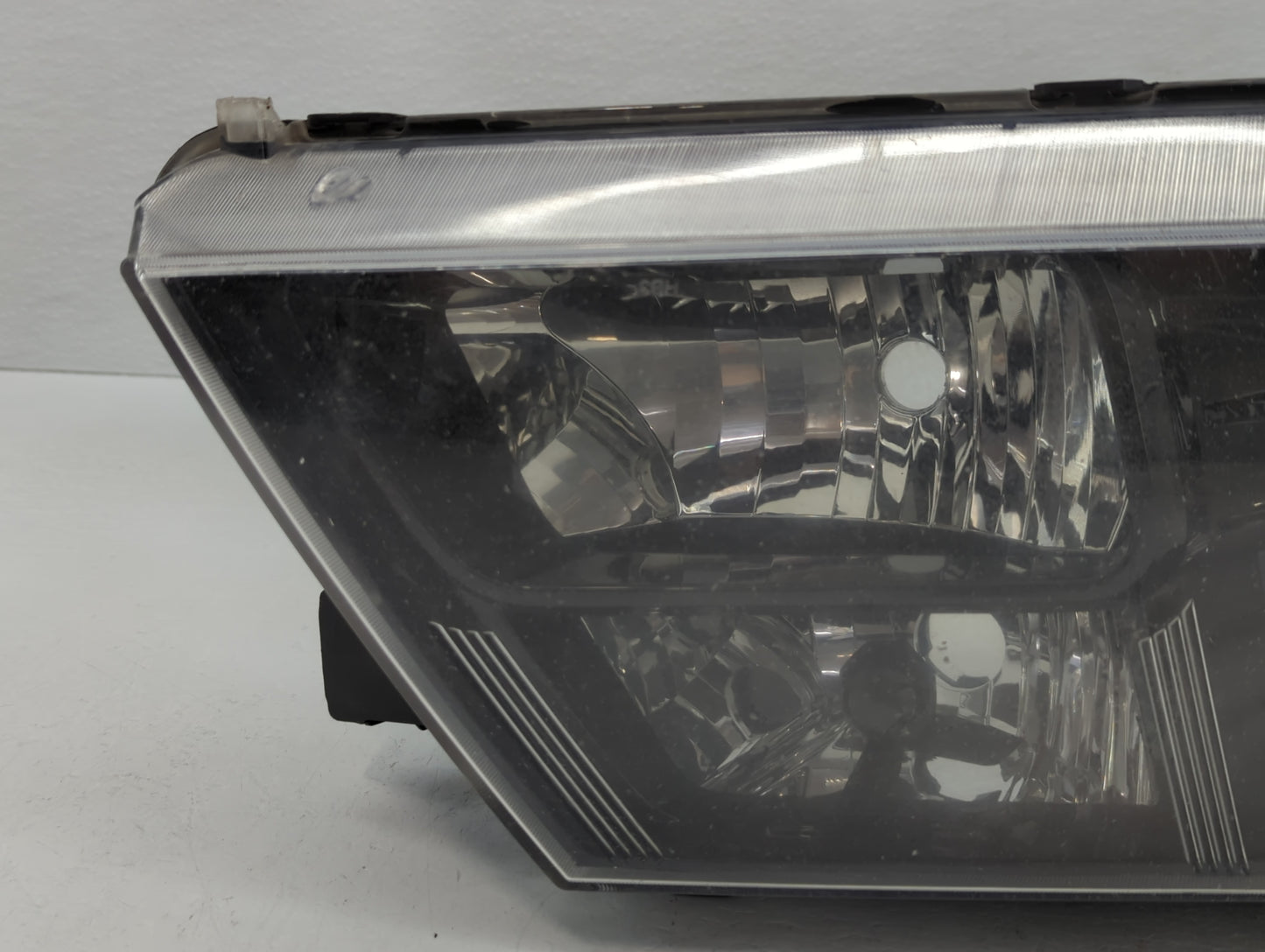 2014-2020 Dodge Journey Passenger Right Oem Head Light Headlight Lamp - Oemusedautoparts1.com