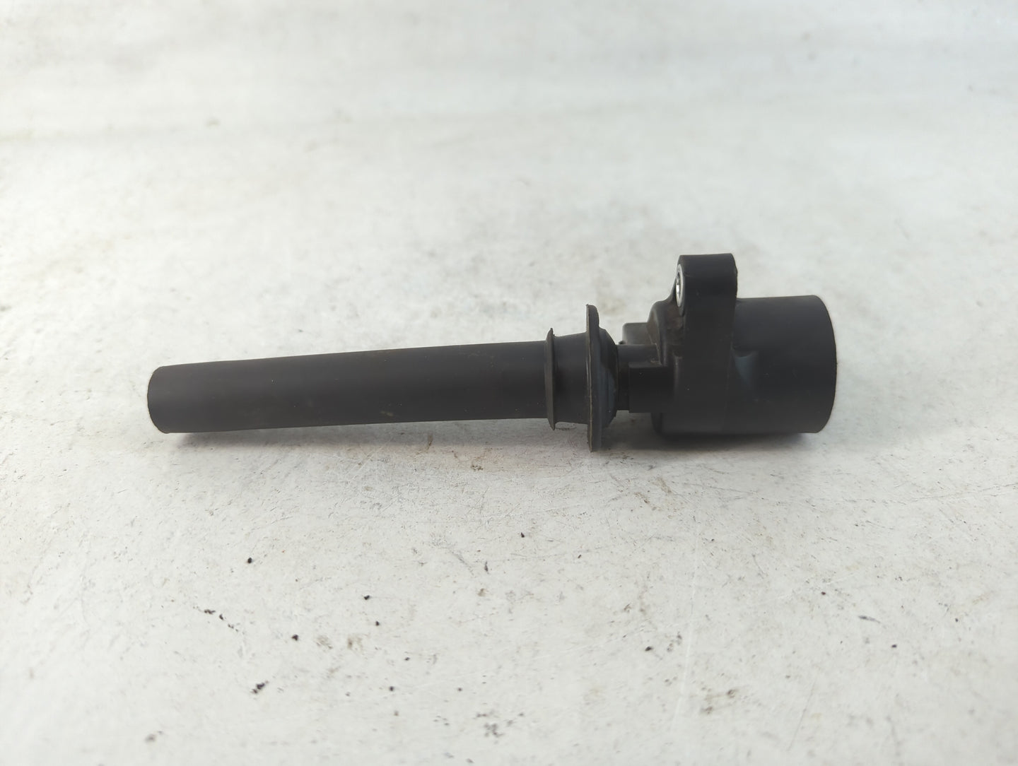 2002-2006 Mazda Mpv Ignition Coil Igniter Pack - Oemusedautoparts1.com