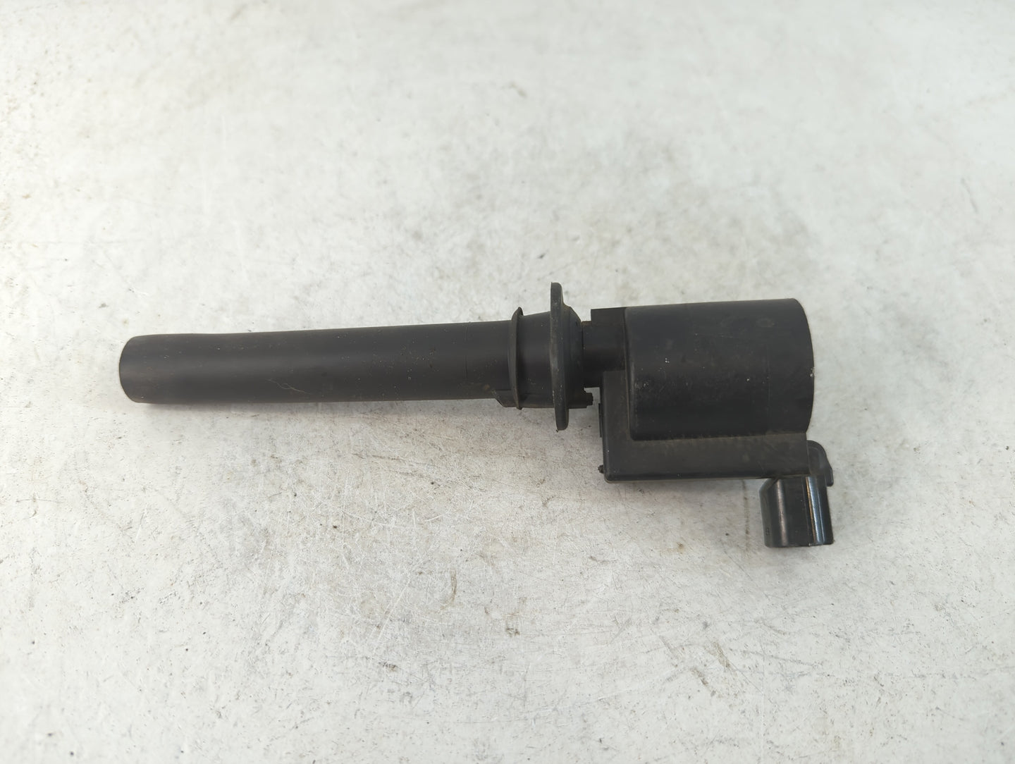 2002-2006 Mazda Mpv Ignition Coil Igniter Pack - Oemusedautoparts1.com