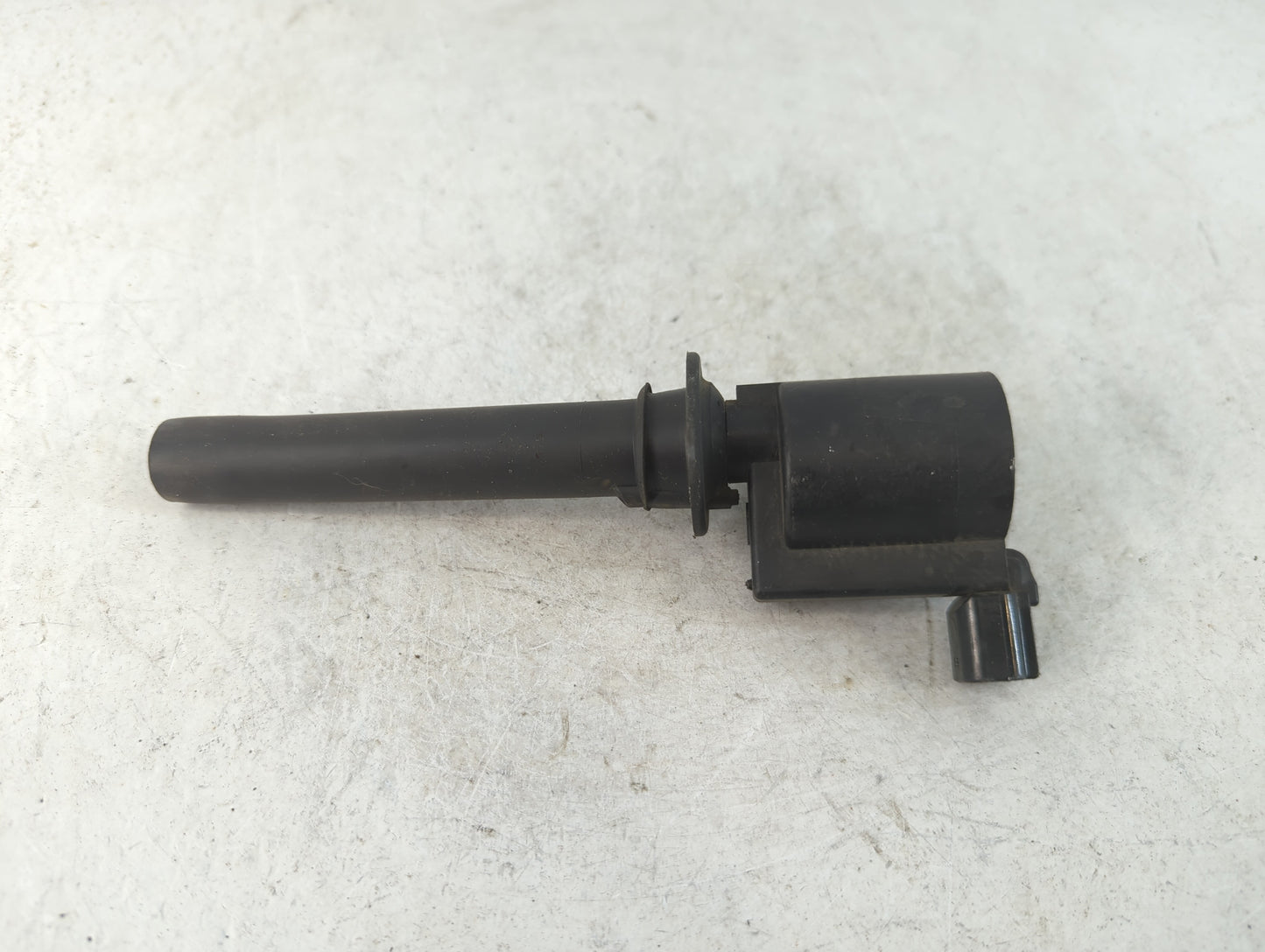 2002-2006 Mazda Mpv Ignition Coil Igniter Pack - Oemusedautoparts1.com