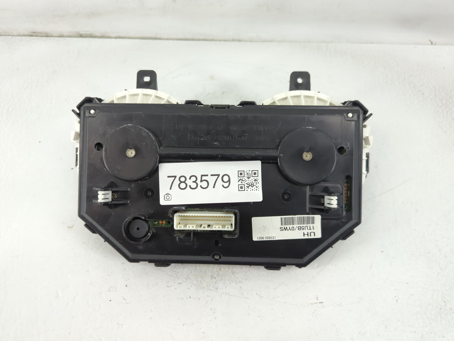 2012-2014 Nissan Juke Instrument Cluster Speedometer Gauges P/N:121025 0021 1TU5B/OYWS Fits Fits 2012 2013 2014 OEM Used Auto Parts - Oemusedautoparts1.com