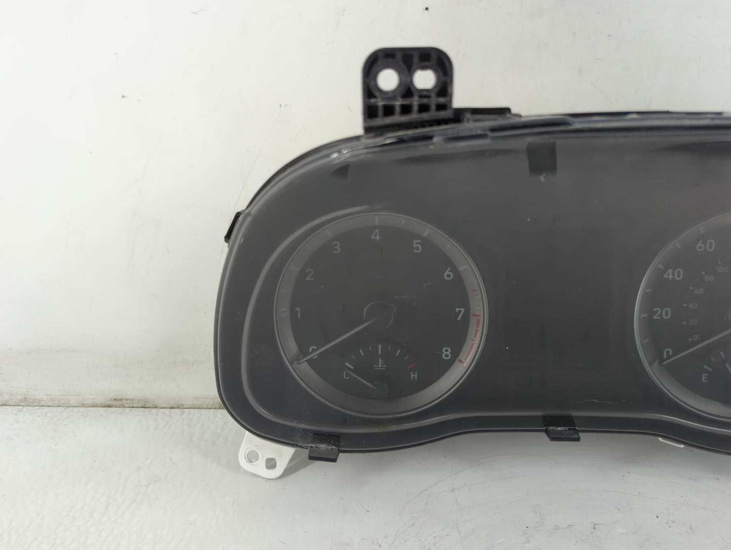 2019-2021 Hyundai Kona Instrument Cluster Speedometer Gauges P/N:94011J9360 Fits Fits 2019 2020 2021 OEM Used Auto Parts - Oemusedautoparts1.com