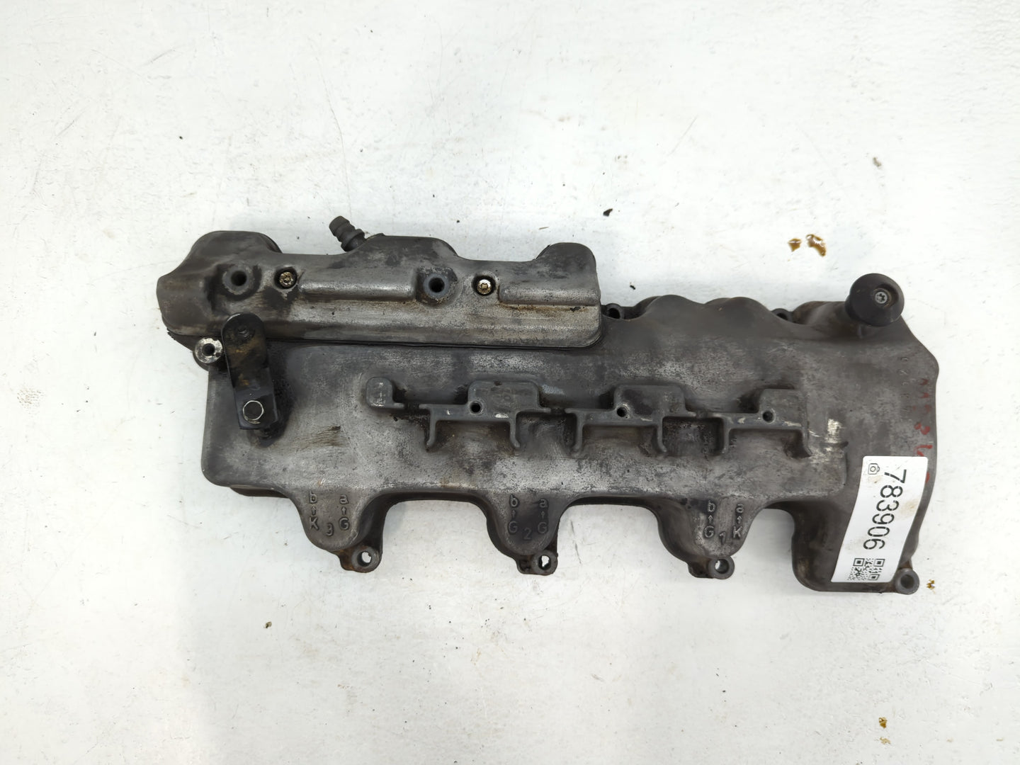 1999 Mercedes-Benz E320 Passenger Right Cylinder Head Valve Cover P/N:A112 016 03 05 Fits OEM Used Auto Parts - Oemusedautoparts1.com