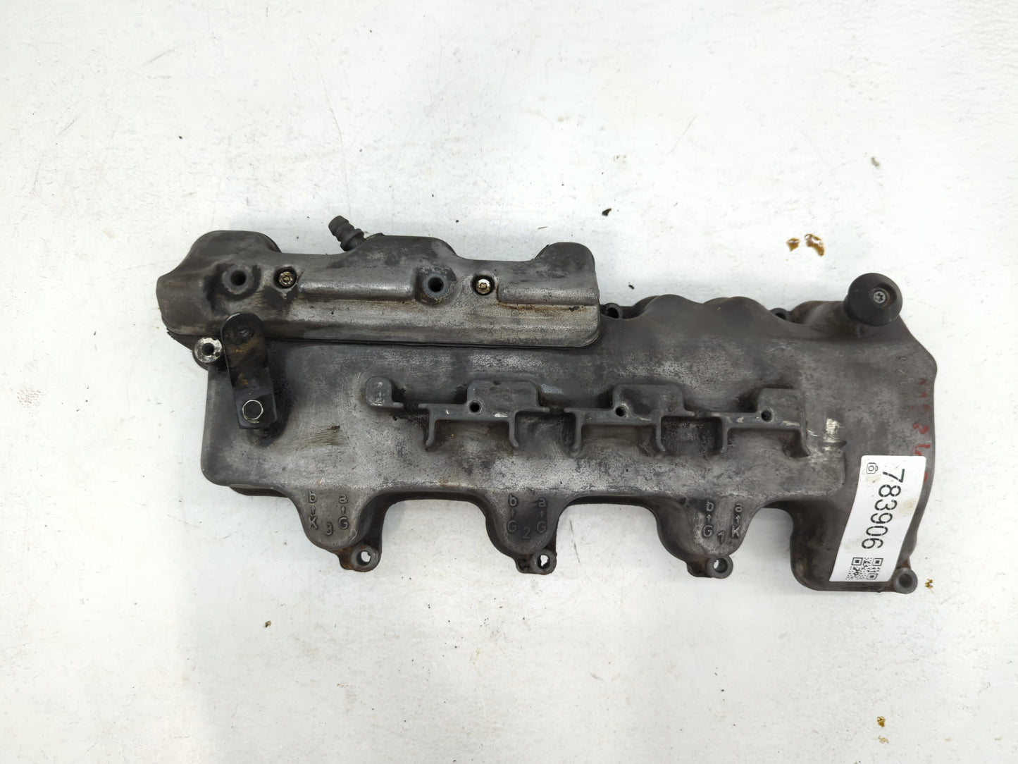 1999 Mercedes-Benz E320 Passenger Right Cylinder Head Valve Cover P/N:A112 016 03 05 Fits OEM Used Auto Parts - Oemusedautoparts1.com