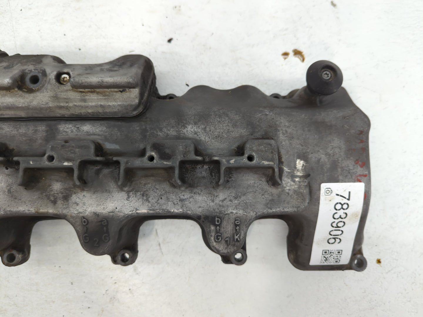 1999 Mercedes-Benz E320 Passenger Right Cylinder Head Valve Cover P/N:A112 016 03 05 Fits OEM Used Auto Parts - Oemusedautoparts1.com