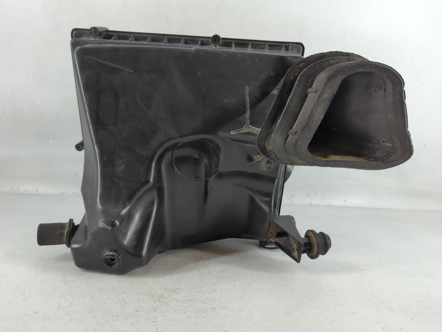 2012-2017 Buick Verano Air Cleaner Intake-duct Hose Tube - Oemusedautoparts1.com