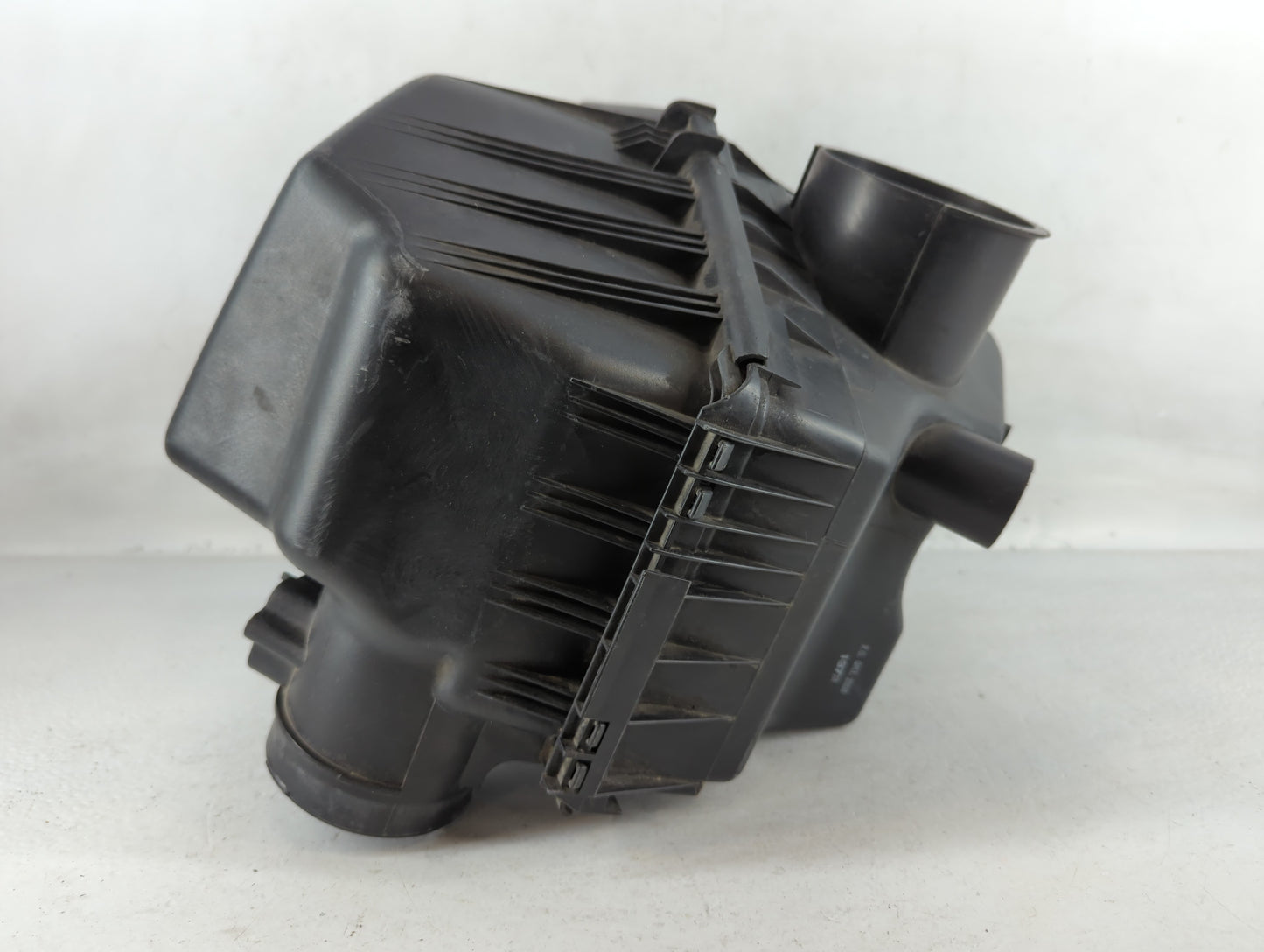 2008-2010 Bmw 528i Air Cleaner Intake-duct Hose Tube - Oemusedautoparts1.com