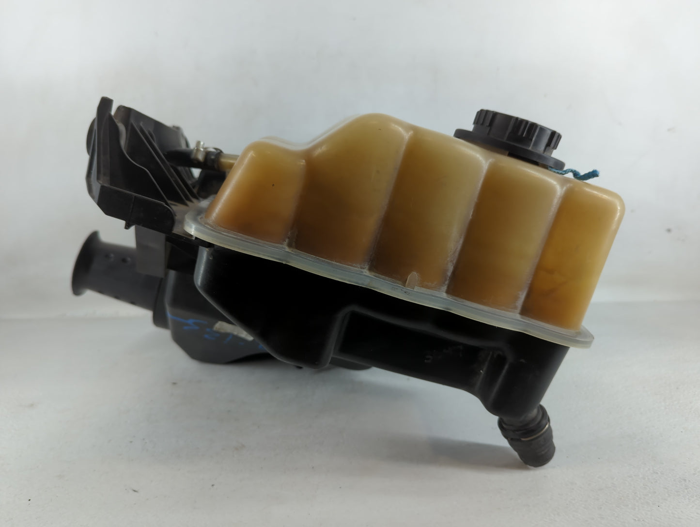 2007-2008 Ford Expedition Air Cleaner Intake-duct Hose Tube - Oemusedautoparts1.com