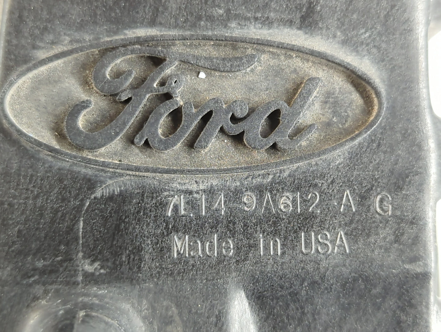 2007-2008 Ford Expedition Air Cleaner Intake-duct Hose Tube - Oemusedautoparts1.com