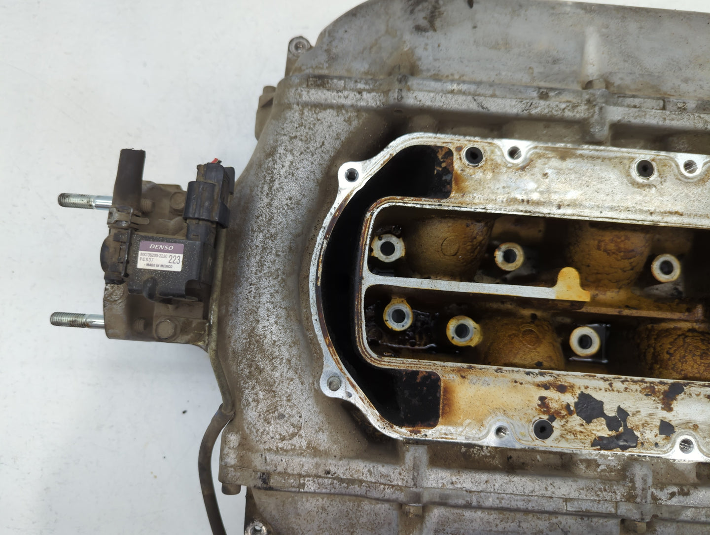 2002-2004 Honda Odyssey Air Intake Manifold P/N:P8FA852-975064 Fits Fits 2002 2003 2004 OEM Used Auto Parts - Oemusedautoparts1.com