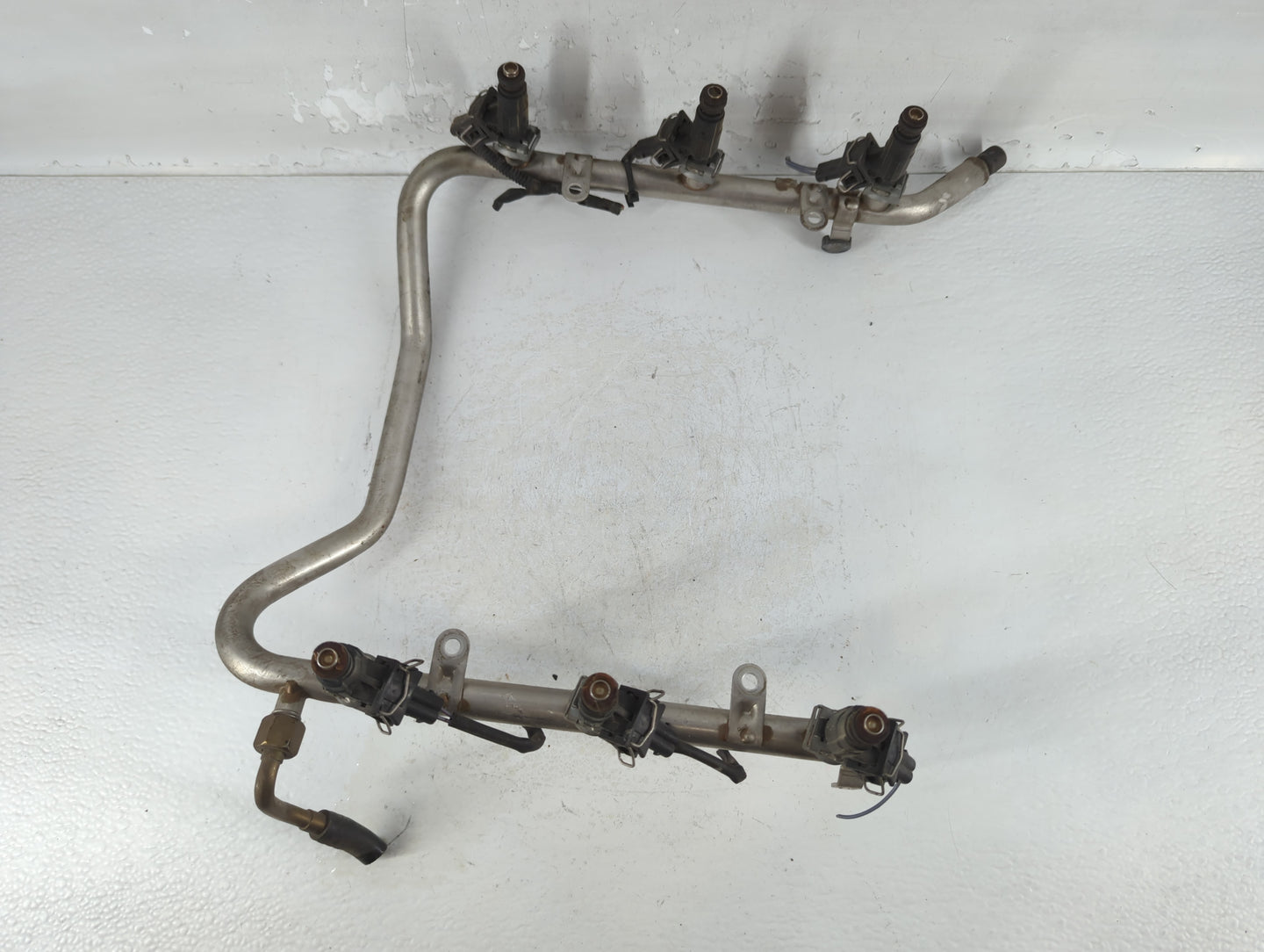 1999 Mercedes-Benz E320 Fuel Injectors P/N:0 280 151 038 A 112 70 00 95 Fits OEM Used Auto Parts - Oemusedautoparts1.com