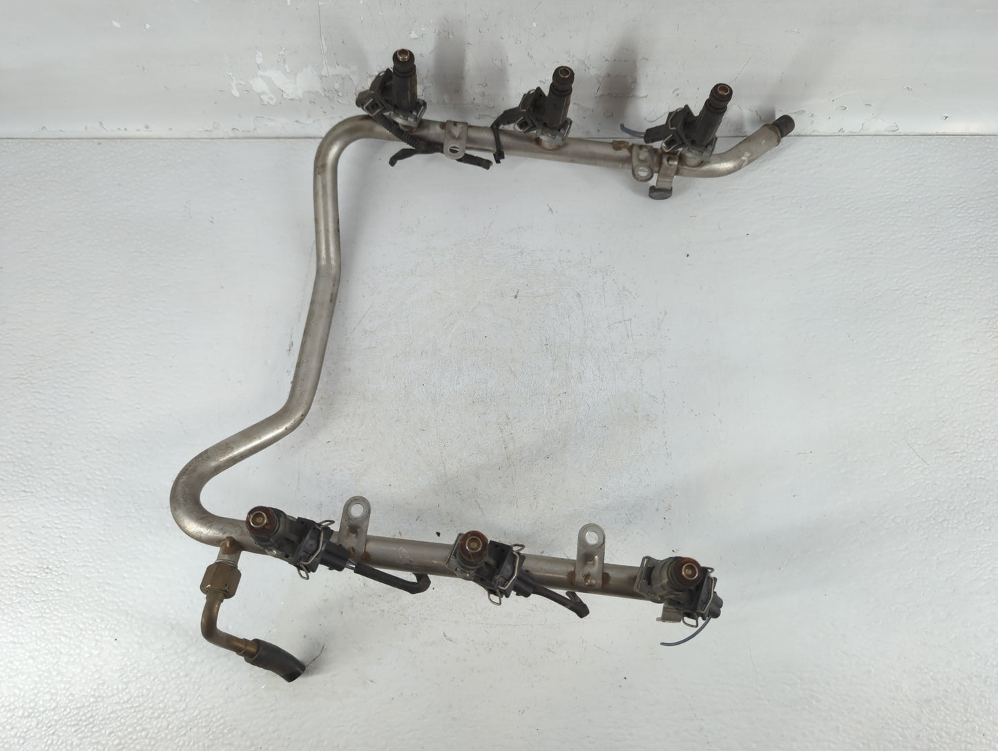 1999 Mercedes-Benz E320 Fuel Injectors P/N:0 280 151 038 A 112 70 00 95 Fits OEM Used Auto Parts - Oemusedautoparts1.com