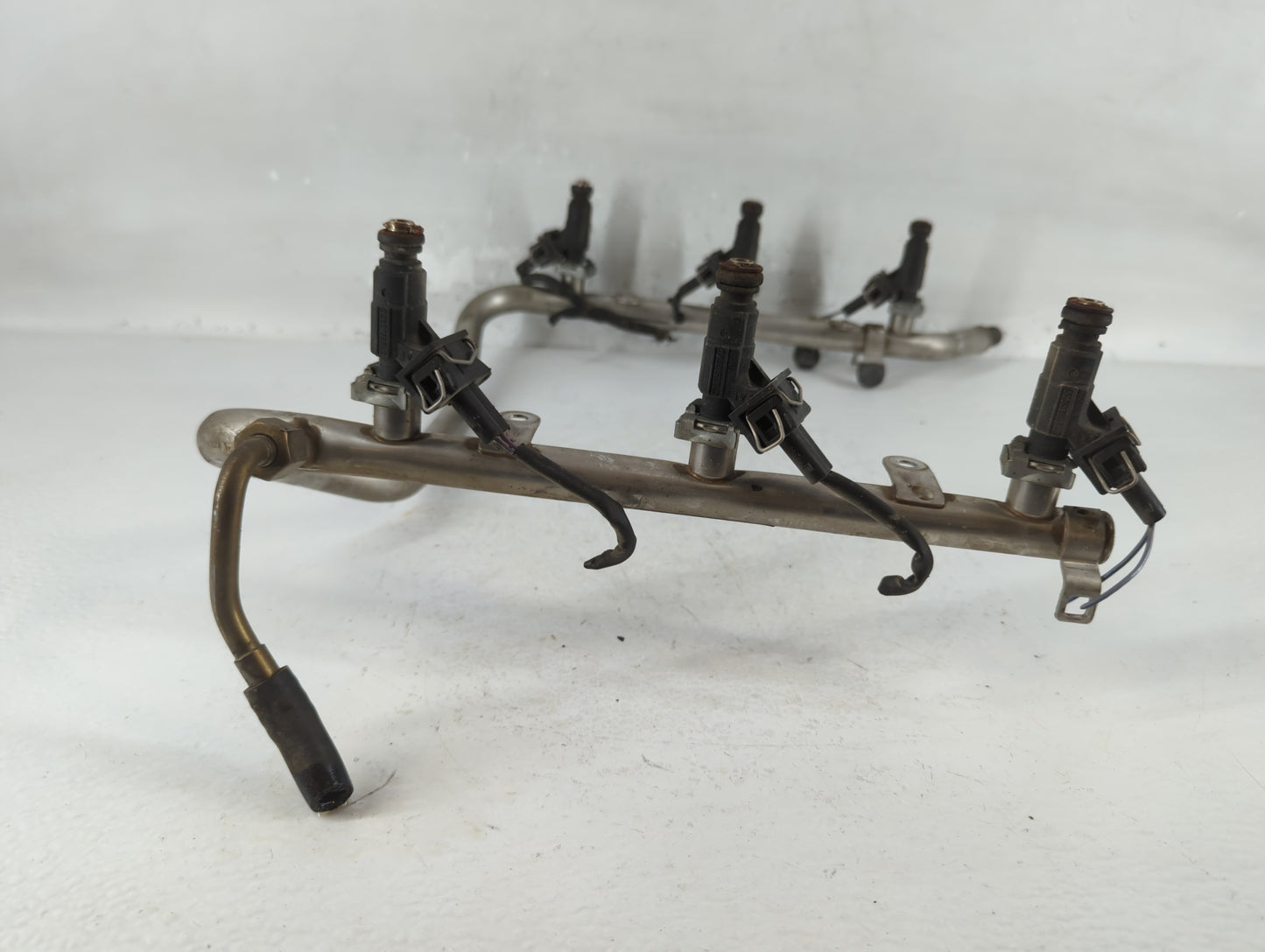 1999 Mercedes-Benz E320 Fuel Injectors P/N:0 280 151 038 A 112 70 00 95 Fits OEM Used Auto Parts - Oemusedautoparts1.com