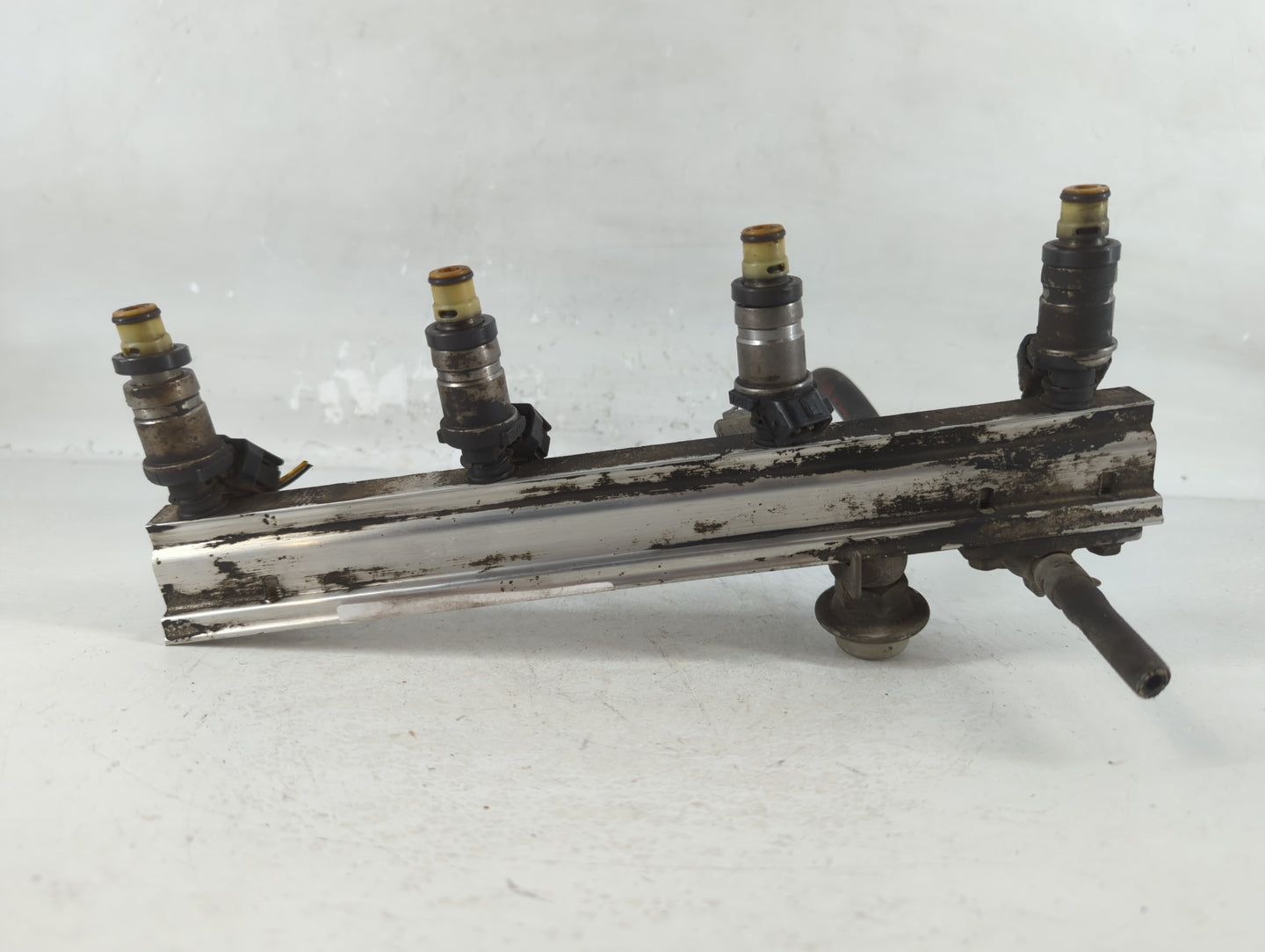 2006 Dodge Caravan Fuel Injectors Fits OEM Used Auto Parts - Oemusedautoparts1.com