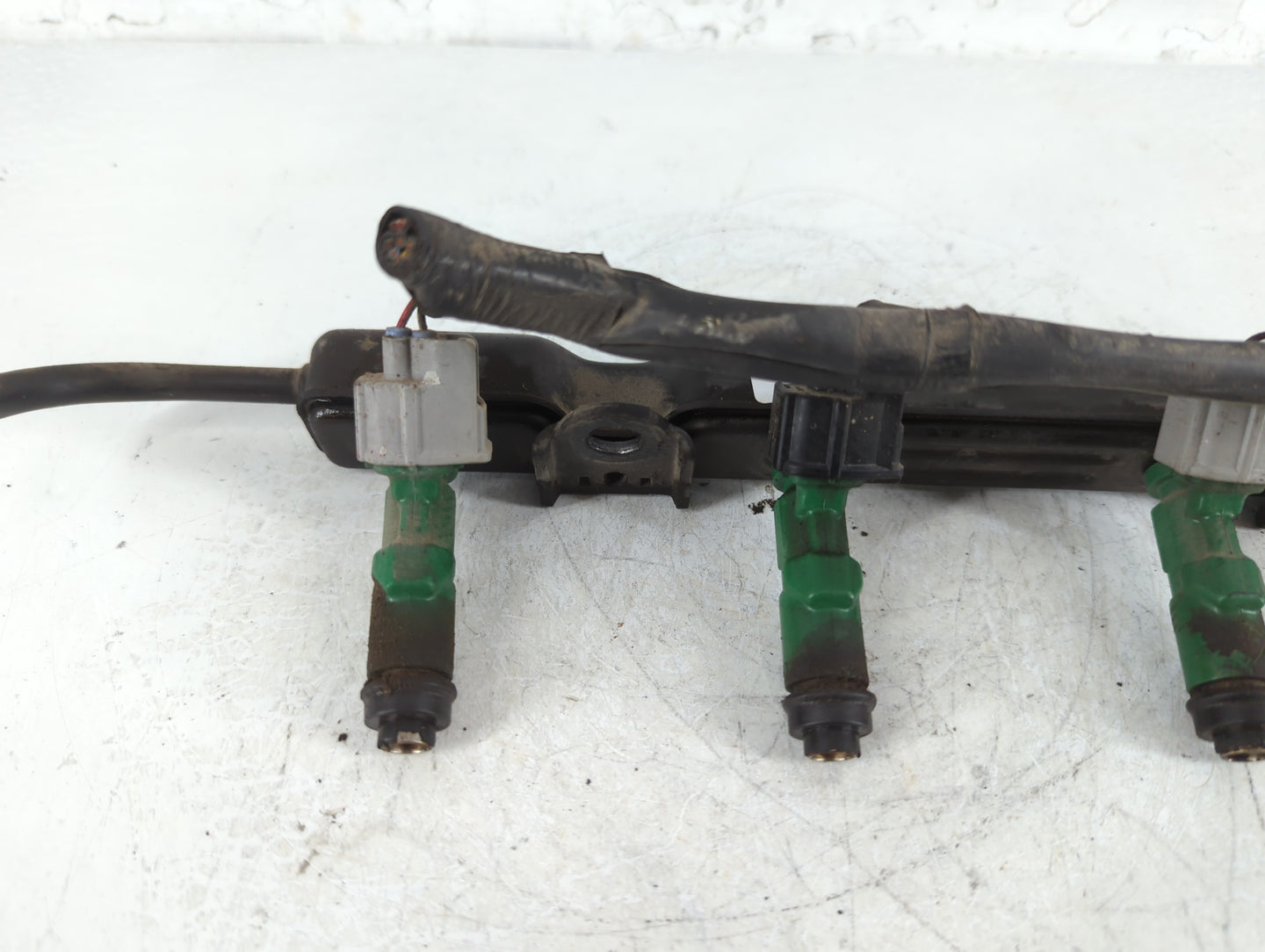 2002 Toyota Prius Fuel Injectors Fits OEM Used Auto Parts - Oemusedautoparts1.com