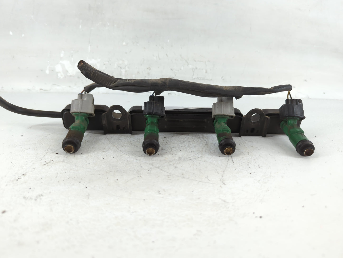 2002 Toyota Prius Fuel Injectors Fits OEM Used Auto Parts - Oemusedautoparts1.com