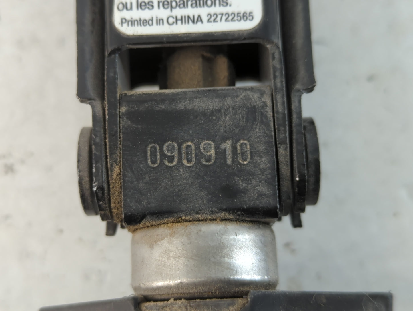 2013 Volkswagen Passat Spare Scissor Car Jack - Oemusedautoparts1.com