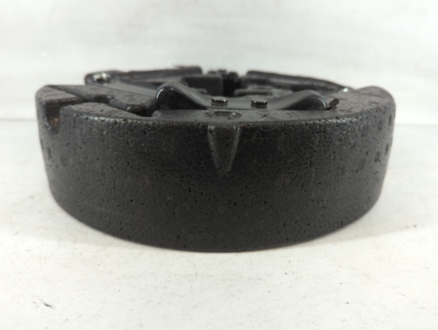 2015 Buick Verano Spare Scissor Car Jack - Oemusedautoparts1.com