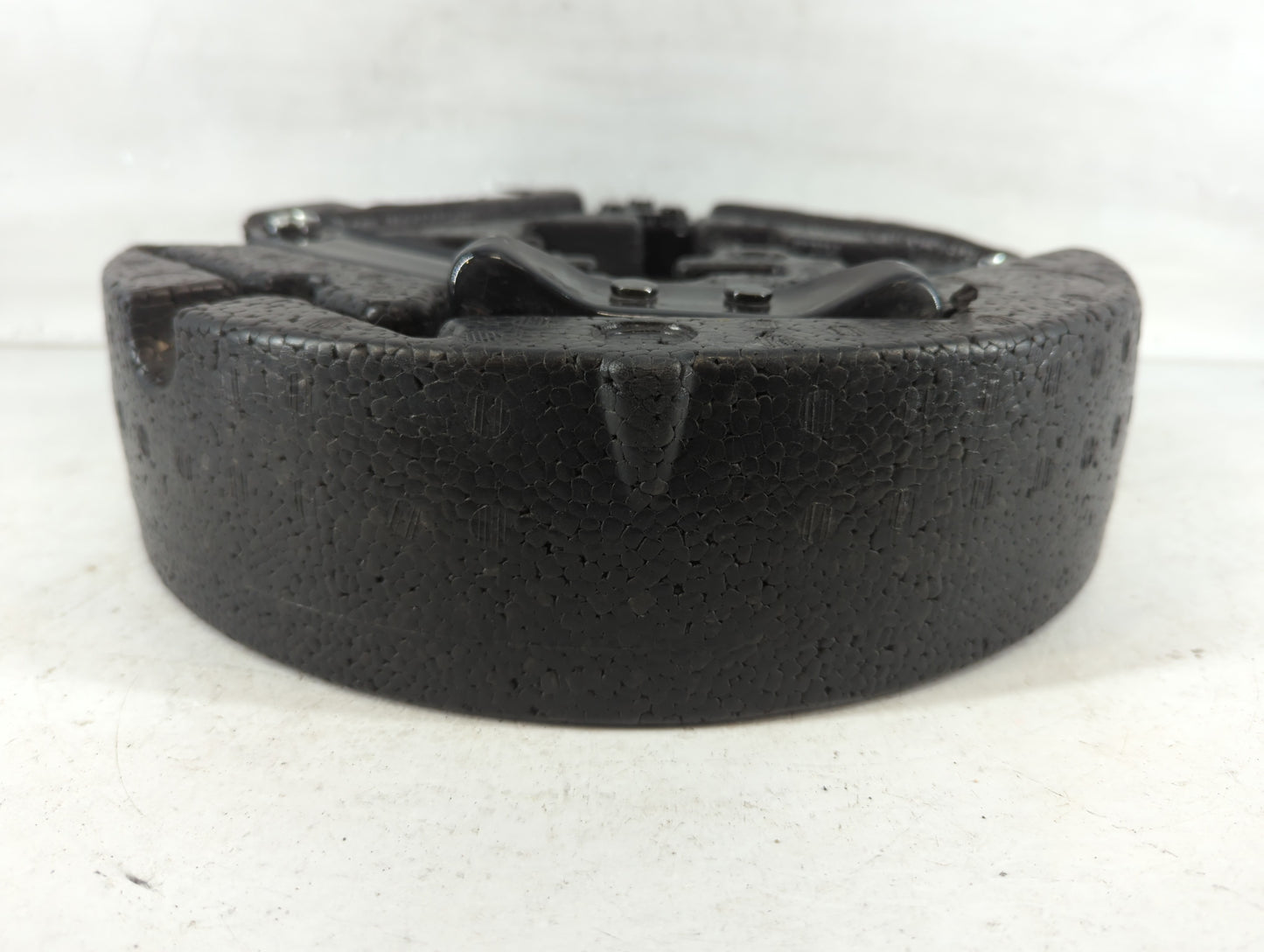 2015 Buick Verano Spare Scissor Car Jack - Oemusedautoparts1.com