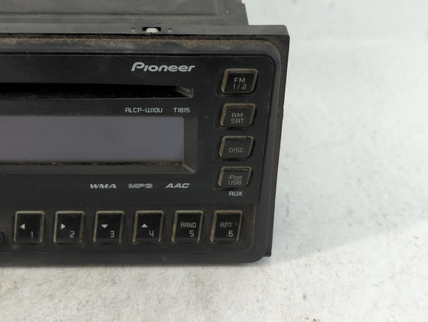 2011-2012 Scion Tc Radio AM FM Cd Player Receiver Replacement P/N:PT546-00111 Fits Fits 2008 2009 2010 2011 2012 2013 2014 OEM Used Auto Parts - Oemusedautoparts1.com