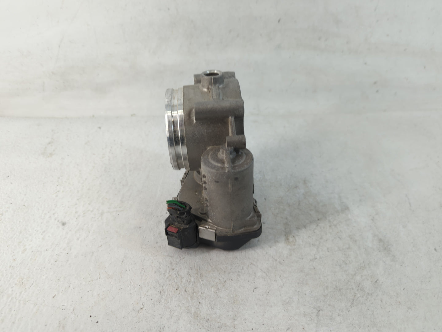 2011-2019 Audi Q7 Throttle Body P/N:A2C82493600 06E 133 062 H Fits OEM Used Auto Parts - Oemusedautoparts1.com