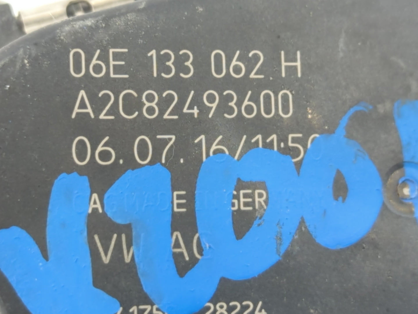 2011-2019 Audi Q7 Throttle Body P/N:A2C82493600 06E 133 062 H Fits OEM Used Auto Parts - Oemusedautoparts1.com