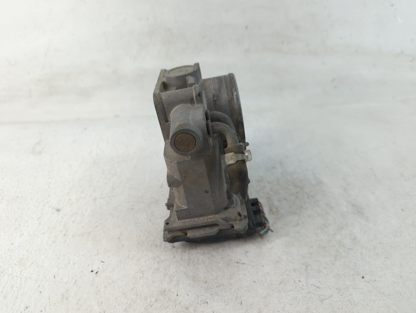 2011-2017 Honda Odyssey Throttle Body P/N:U31992935464 Fits Fits 2009 2010 2011 2012 2013 2014 2015 2016 2017 OEM Used Auto Parts - Oemusedautoparts1.com