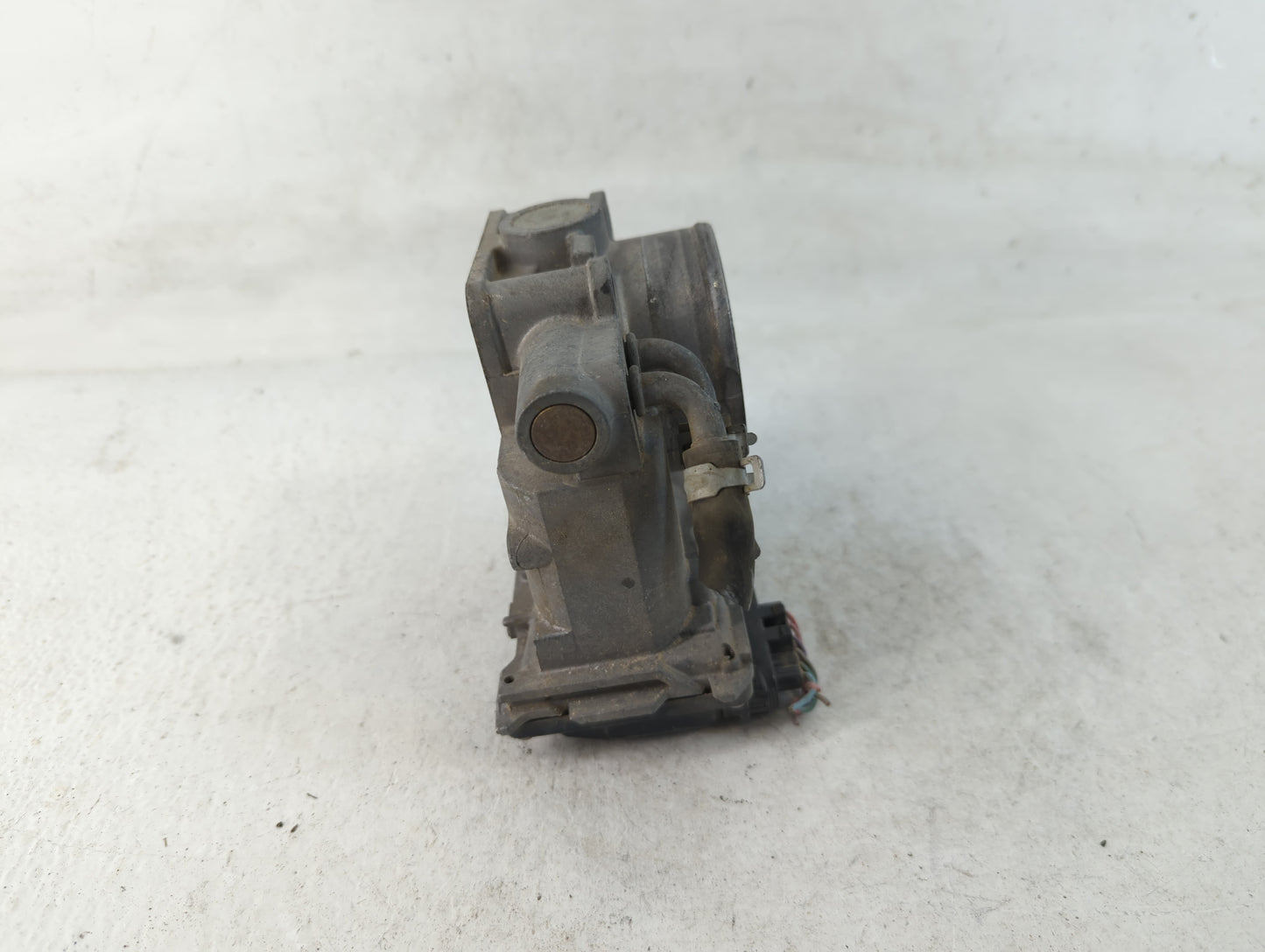 2011-2017 Honda Odyssey Throttle Body P/N:U31992935464 Fits Fits 2009 2010 2011 2012 2013 2014 2015 2016 2017 OEM Used Auto Parts - Oemusedautoparts1.com