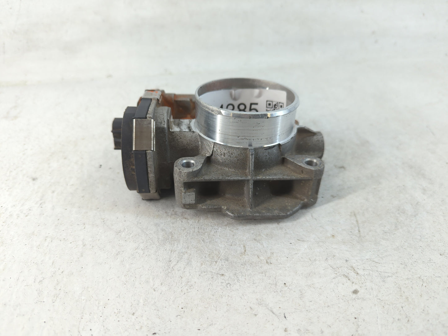 2007-2009 Hyundai Santa Fe Throttle Body P/N:AA668AA4242 Fits Fits 2006 2007 2008 2009 2010 2011 2012 OEM Used Auto Parts - Oemusedautoparts1.com
