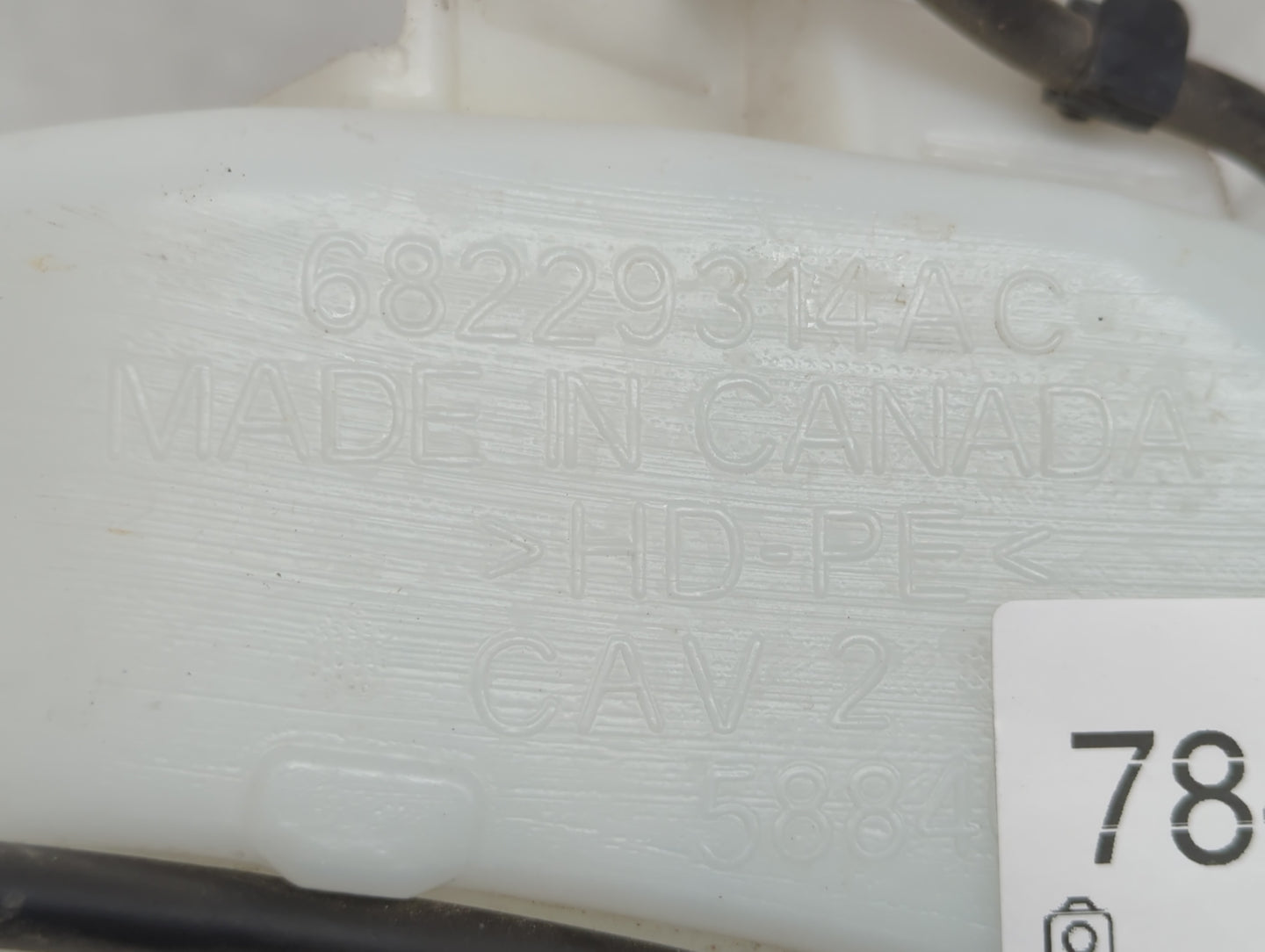 2017-2021 Chrysler Pacifica Windshield Washer Fluid Reservoir Bottle Oem - Oemusedautoparts1.com
