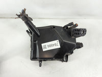 2018-2021 Hyundai Kona Fusebox Fuse Box Panel Relay Module P/N:91956-J9520 Fits Fits 2018 2019 2020 2021 OEM Used Auto Parts - Oemusedautoparts1.com