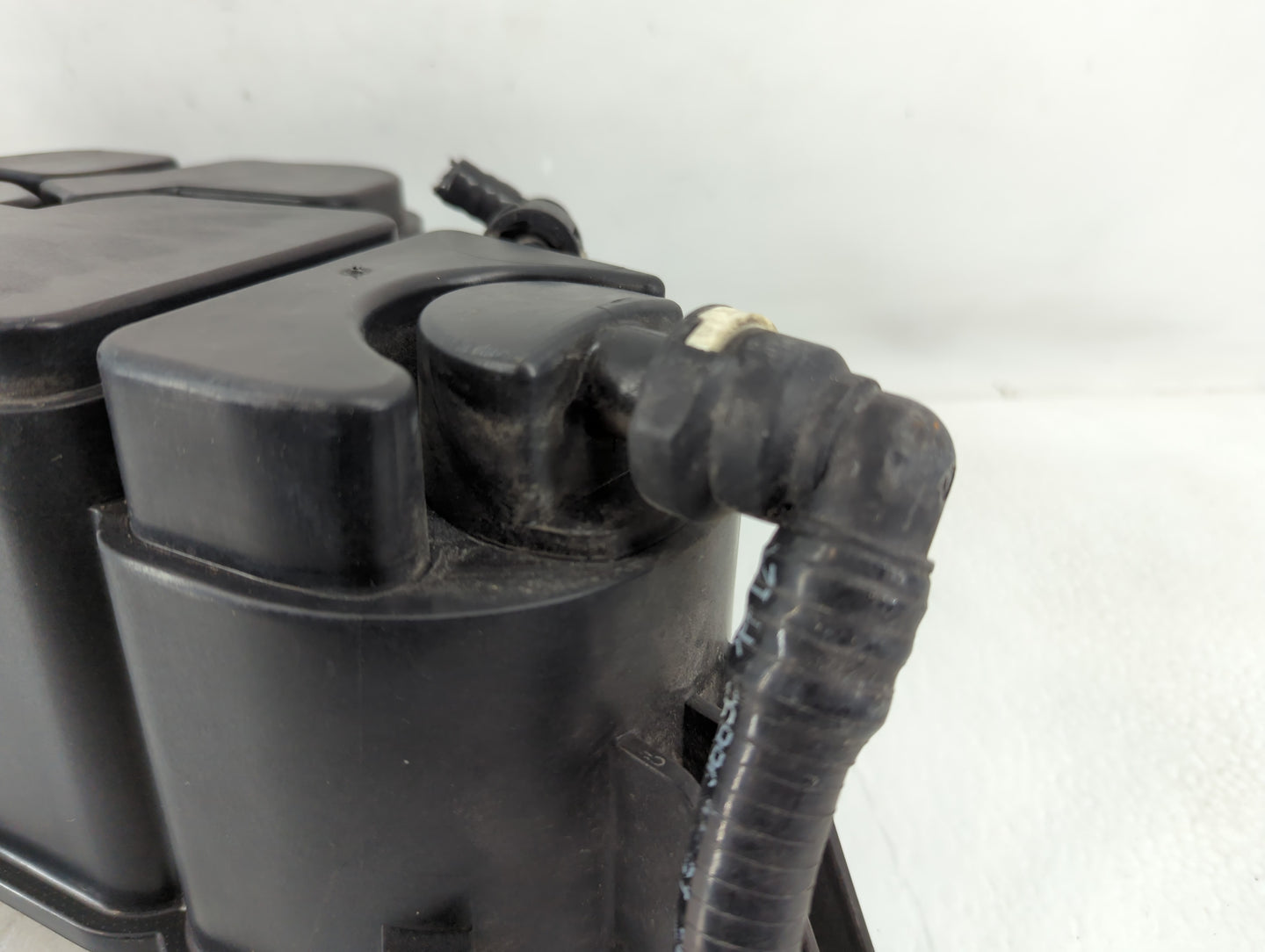 2013 Audi A6 Fuel Vapor Charcoal Canister - Oemusedautoparts1.com
