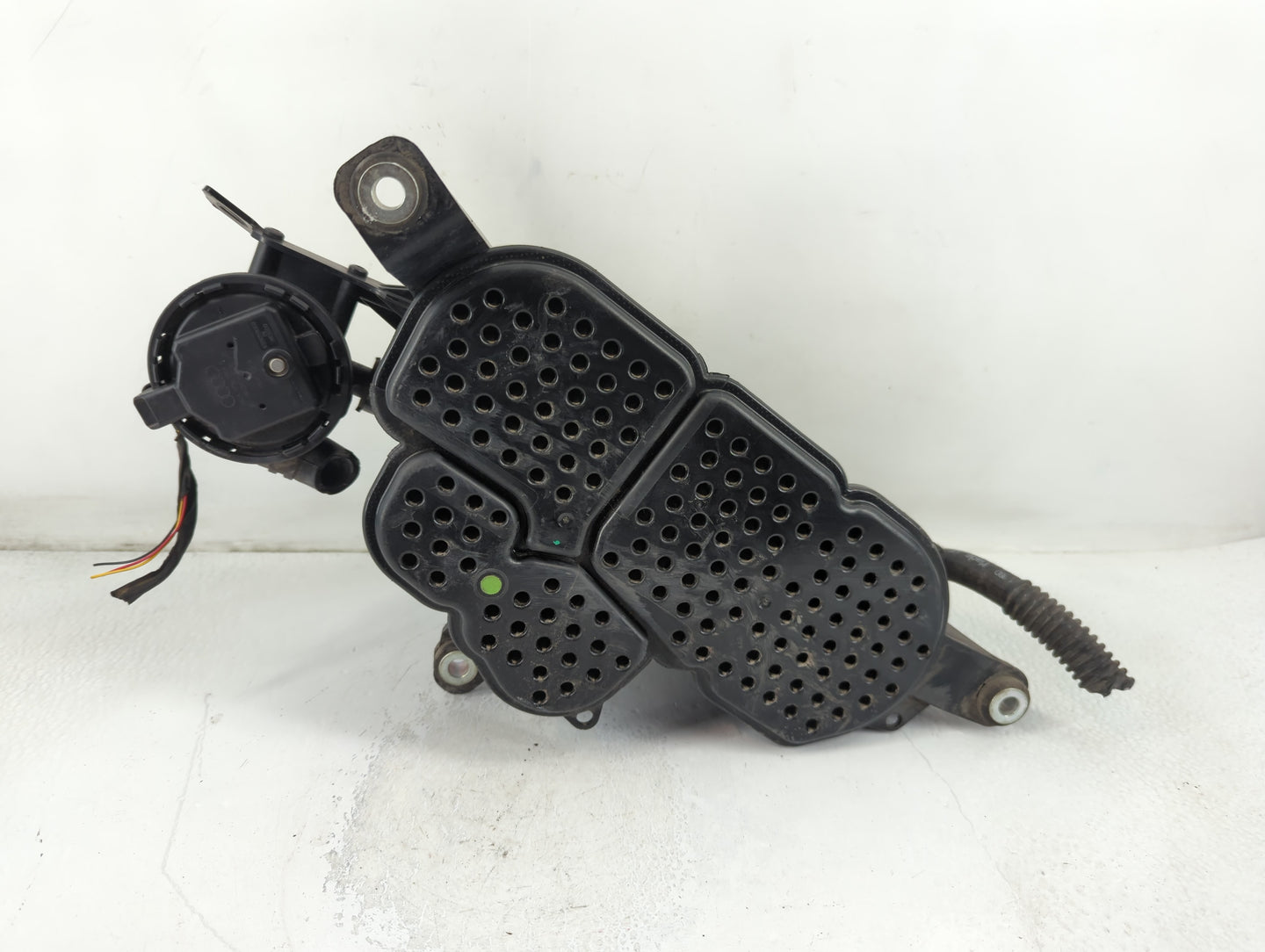 2013 Audi A6 Fuel Vapor Charcoal Canister - Oemusedautoparts1.com