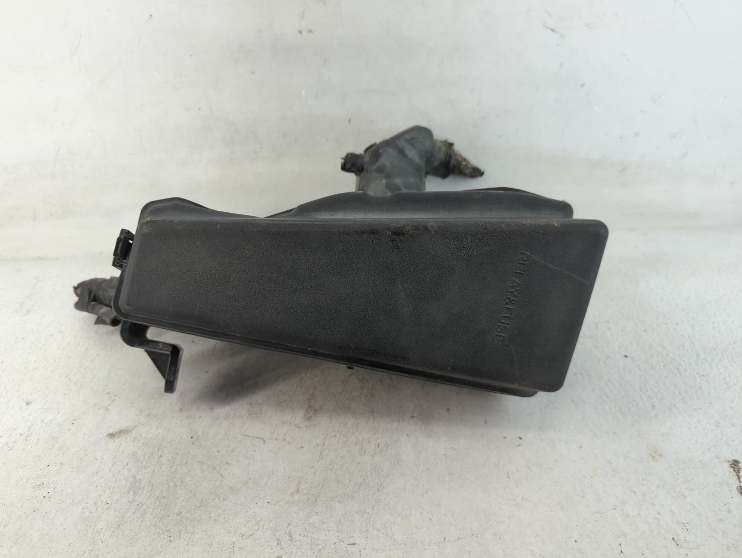 2012-2017 Toyota Camry Fusebox Fuse Box Panel Relay Module P/N:82662-06190 82662-33370 Fits Fits 2012 2013 2014 2015 2016 2017 OEM Used Auto Parts - Oemusedautoparts1.com