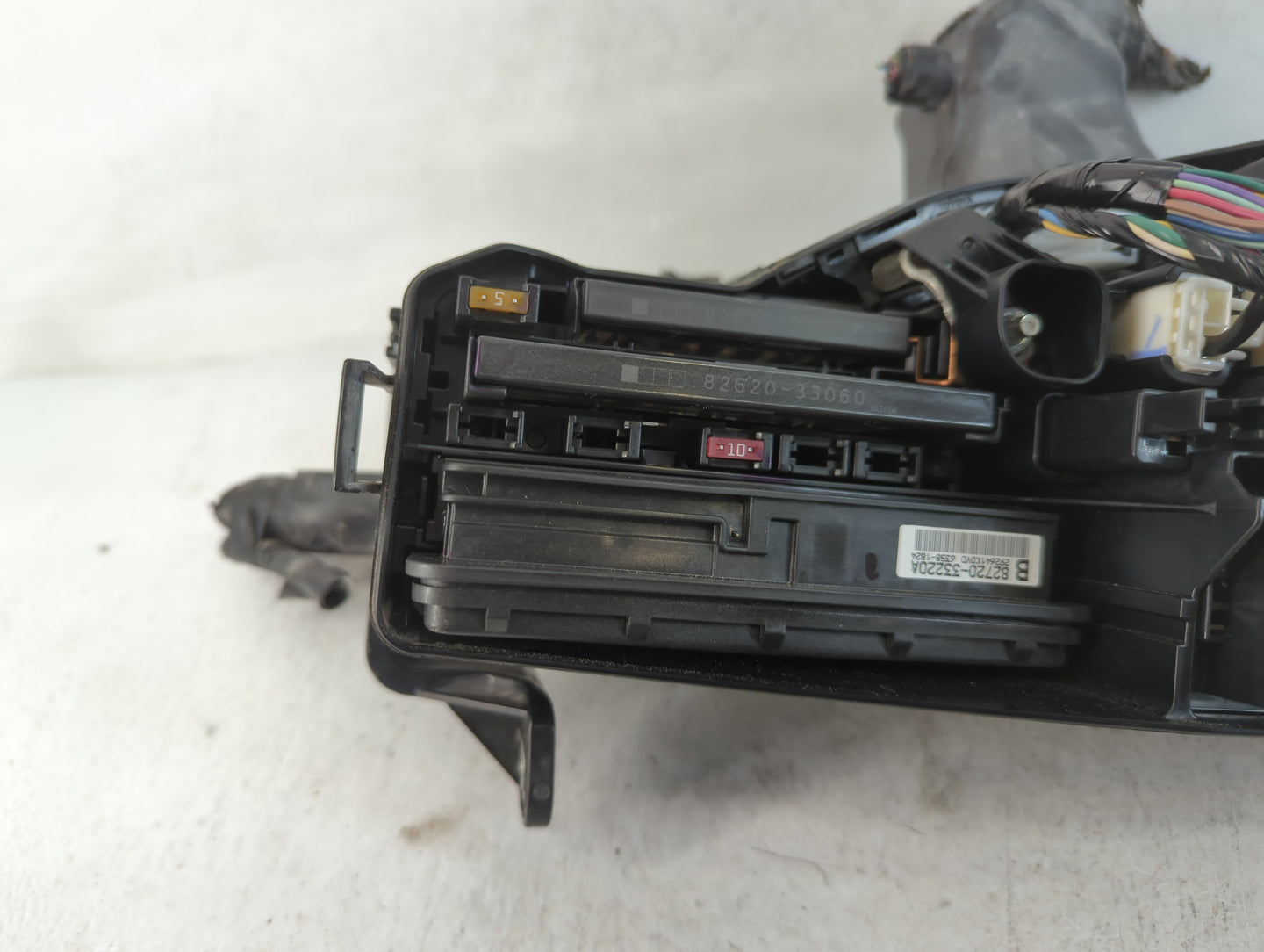 2012-2017 Toyota Camry Fusebox Fuse Box Panel Relay Module P/N:82662-06190 82662-33370 Fits Fits 2012 2013 2014 2015 2016 2017 OEM Used Auto Parts - Oemusedautoparts1.com