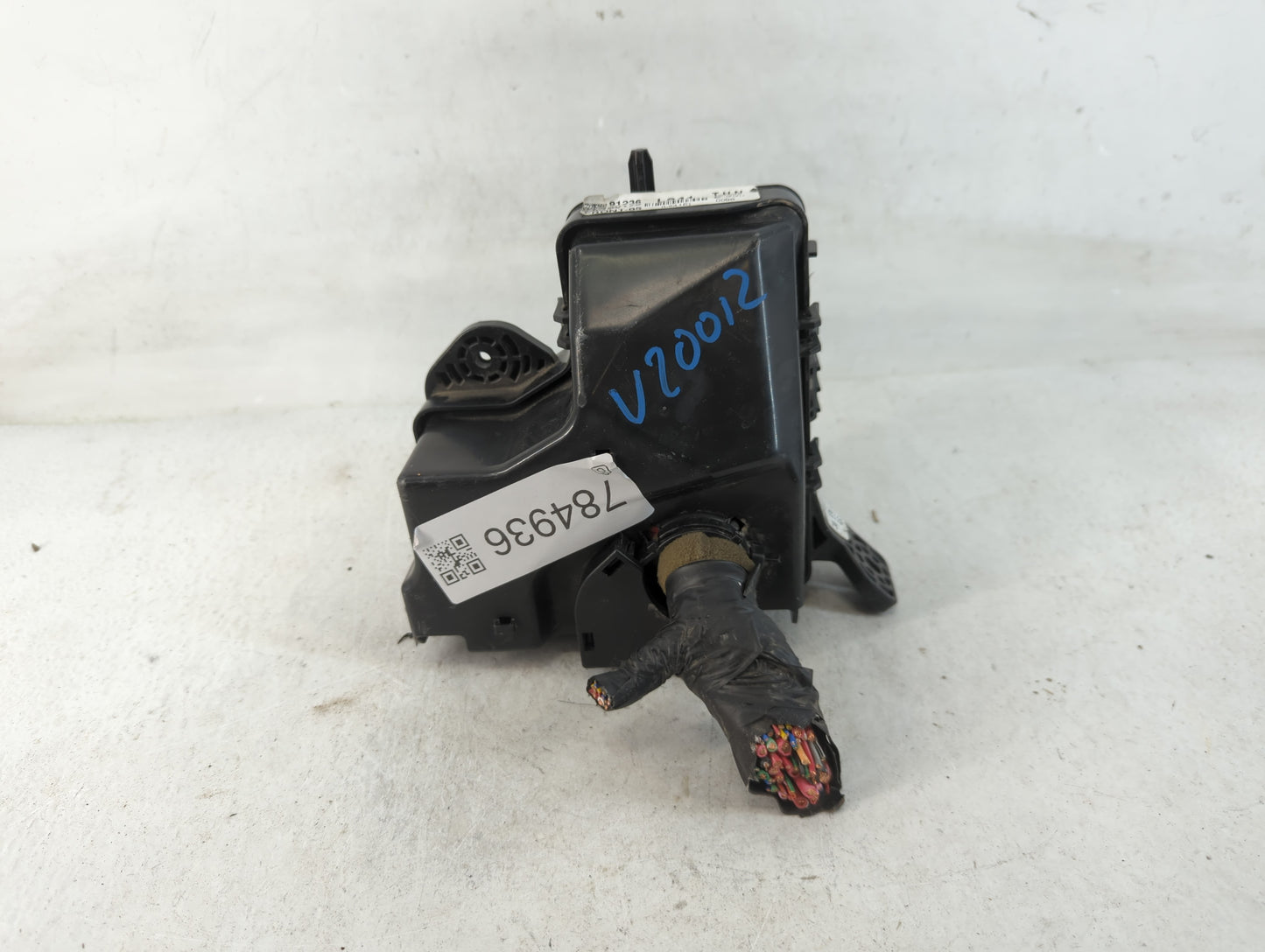 2016-2017 Hyundai Veloster Fusebox Fuse Box Panel Relay Module P/N:151008 91236 2V179 Fits Fits 2016 2017 OEM Used Auto Parts - Oemusedautoparts1.com
