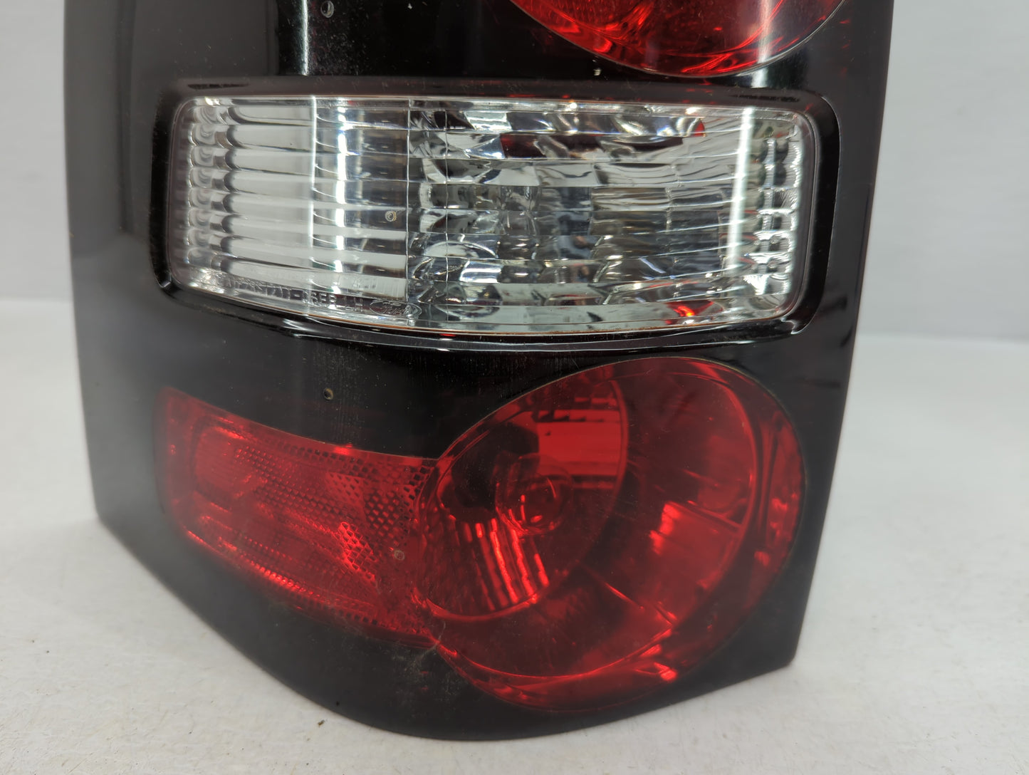 2006-2010 Ford Explorer Tail Light Assembly Driver Left OEM Fits Fits 2006 2007 2008 2009 2010 OEM Used Auto Parts - Oemusedautoparts1.com