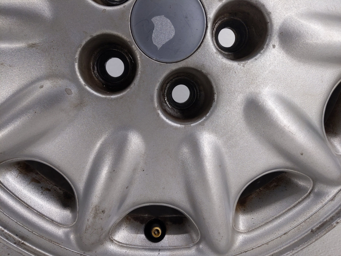 1995-2000 Chrysler Cirrus Oem Wheel Rim Grey - Oemusedautoparts1.com