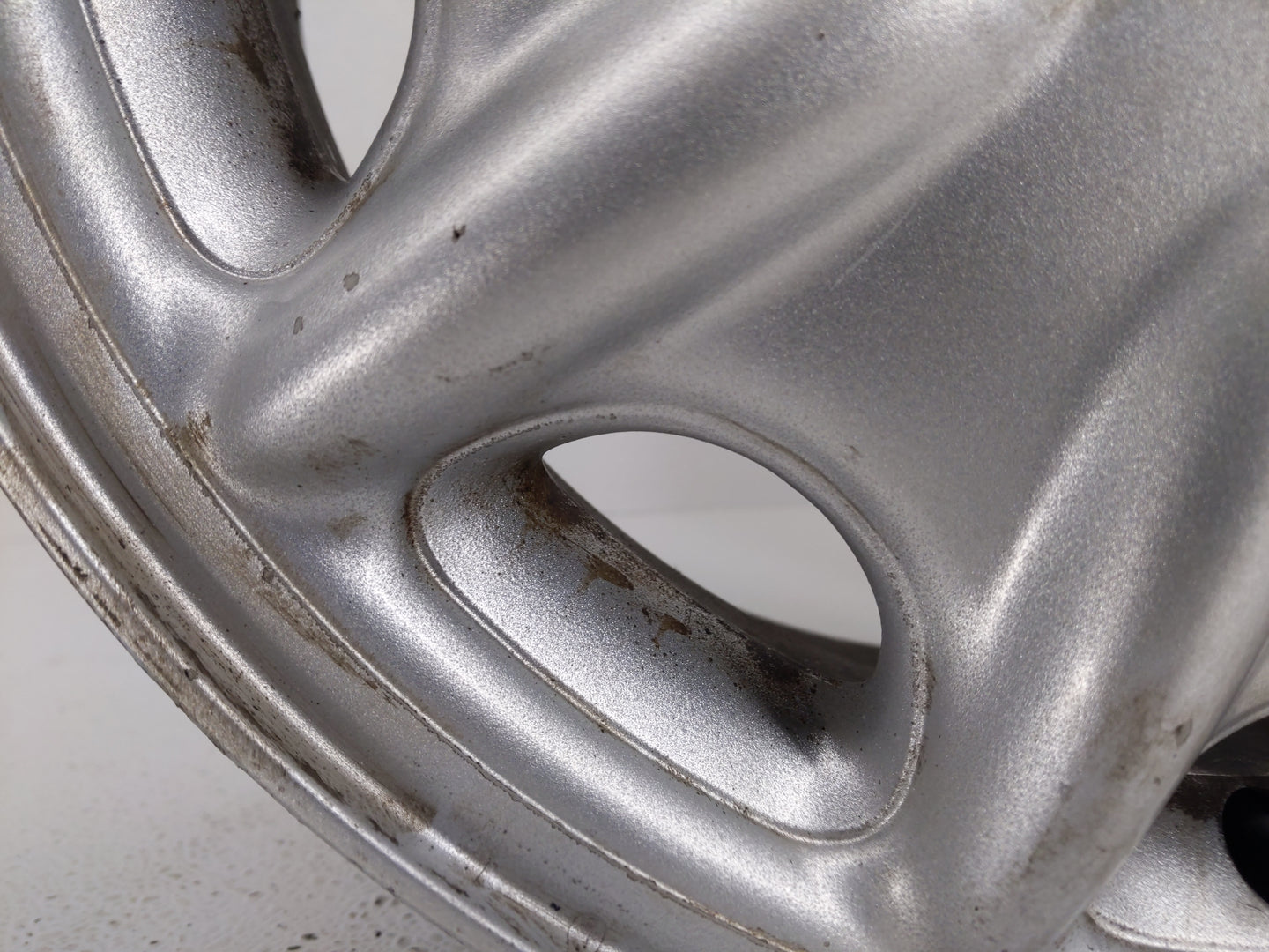 1995-2000 Chrysler Cirrus Oem Wheel Rim Grey - Oemusedautoparts1.com