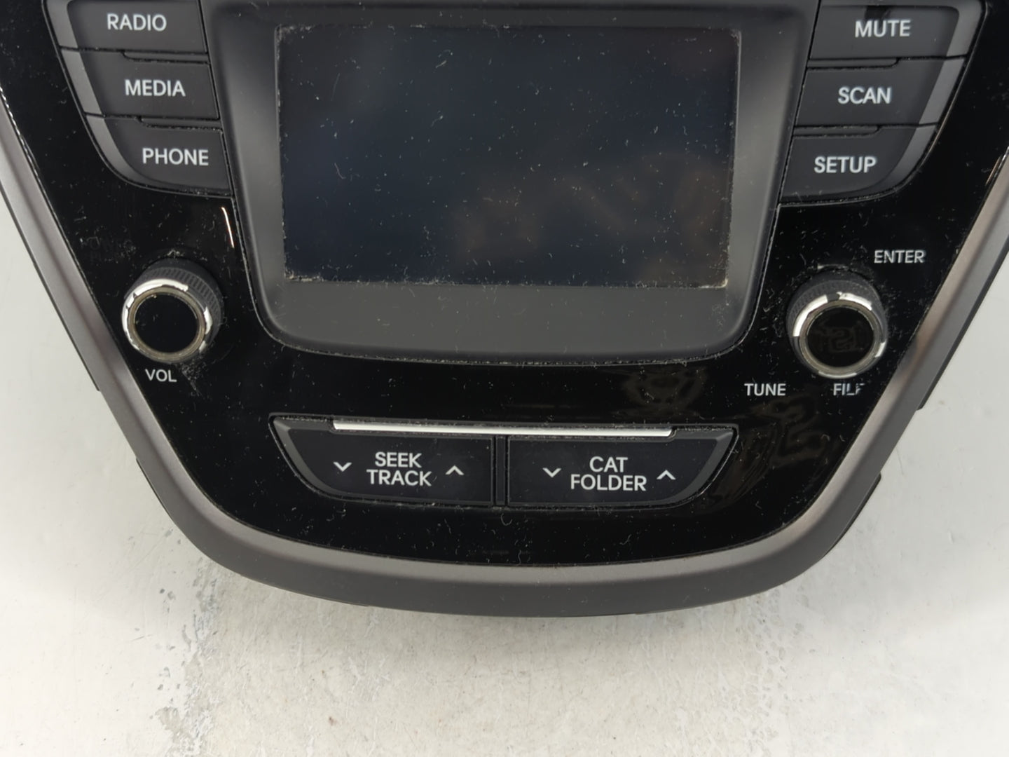 2014-2016 Hyundai Elantra Radio AM FM Cd Player Receiver Replacement P/N:96180-3X165GU Fits Fits 2014 2015 2016 OEM Used Auto Parts - Oemusedautoparts1.com