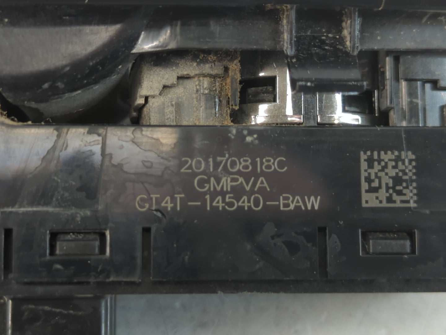 2016-2020 Ford Edge Master Power Window Switch Replacement Driver Side Left P/N:GT4T-14540-BAW Fits Fits 2016 2017 2018 2019 2020 OEM Used Auto Parts - Oemusedautoparts1.com