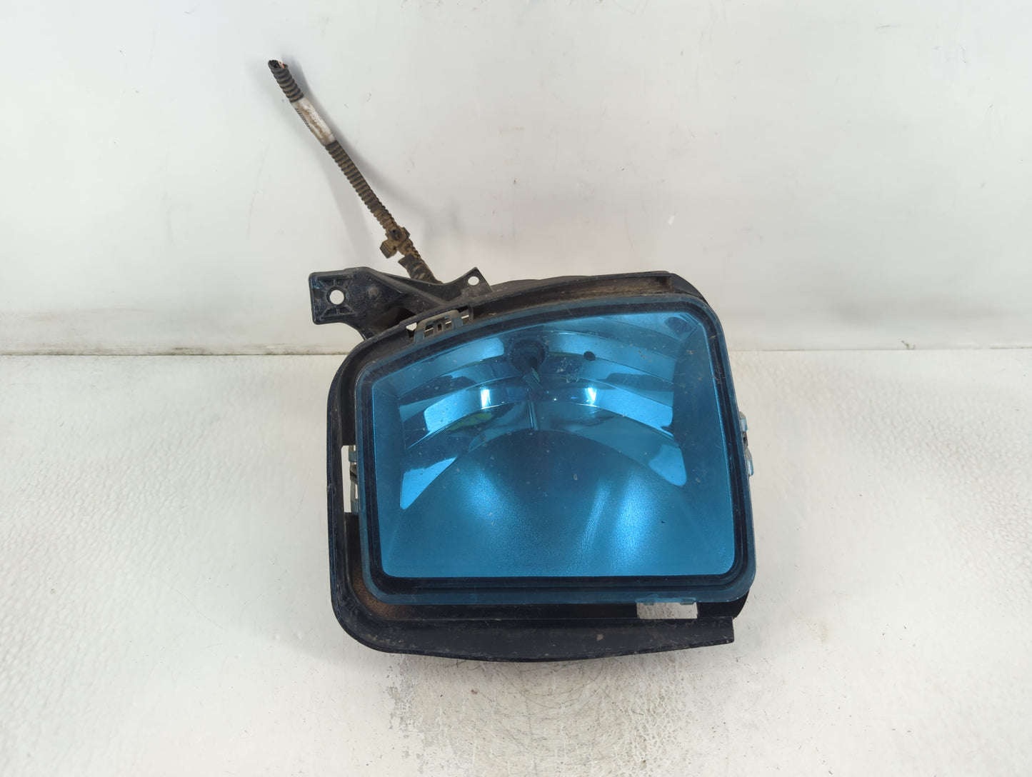 Dodge Ram 1500 Driver Left Oem Front Light Lamp - Oemusedautoparts1.com