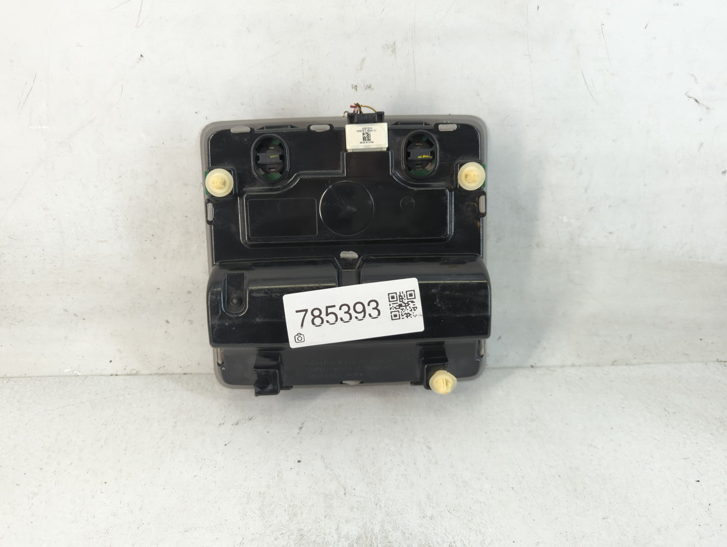 2014 Toyota Camry Overhead Roof Console - Oemusedautoparts1.com