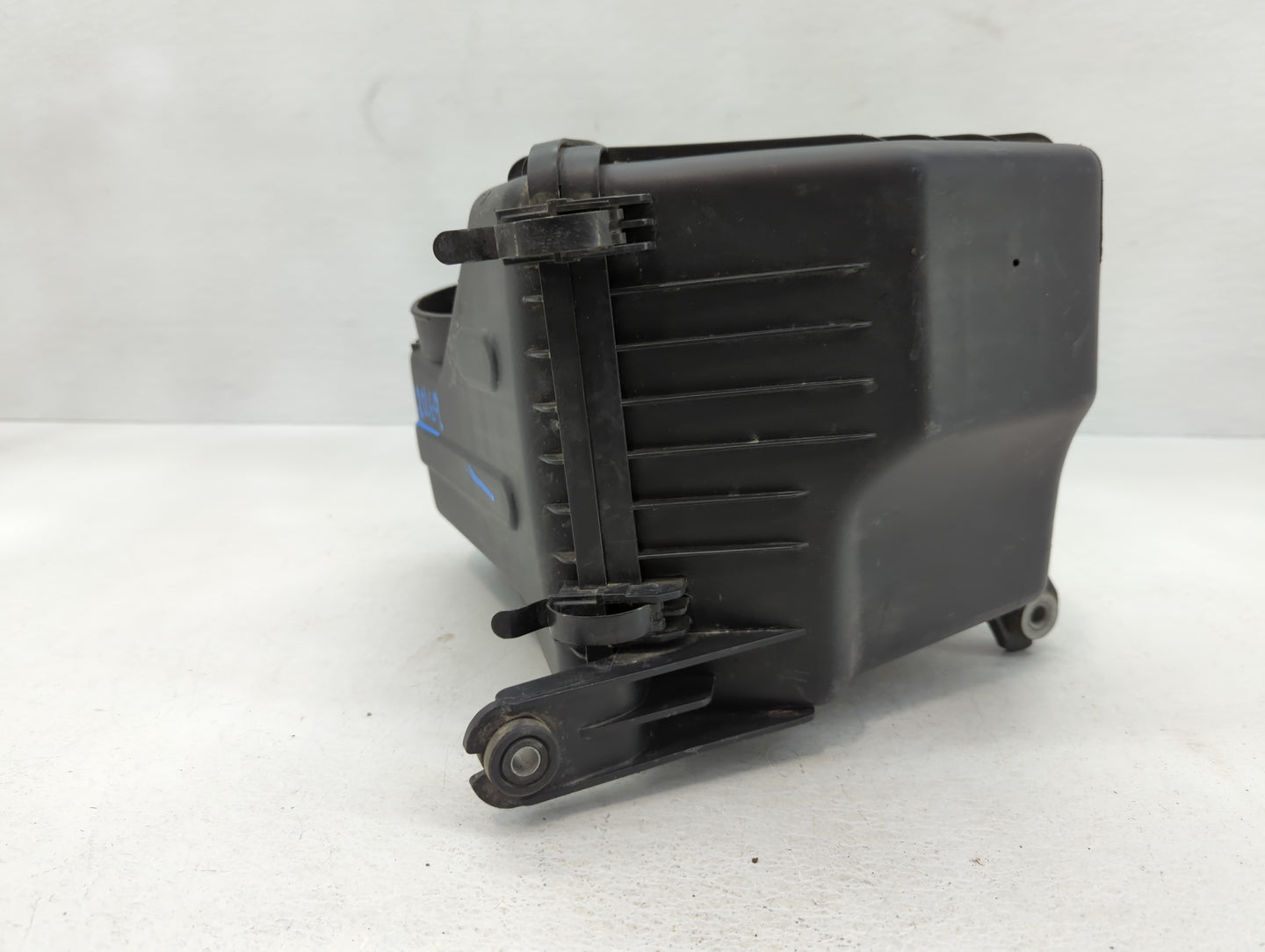 2011-2013 Kia Sorento Air Cleaner Intake-duct Hose Tube - Oemusedautoparts1.com