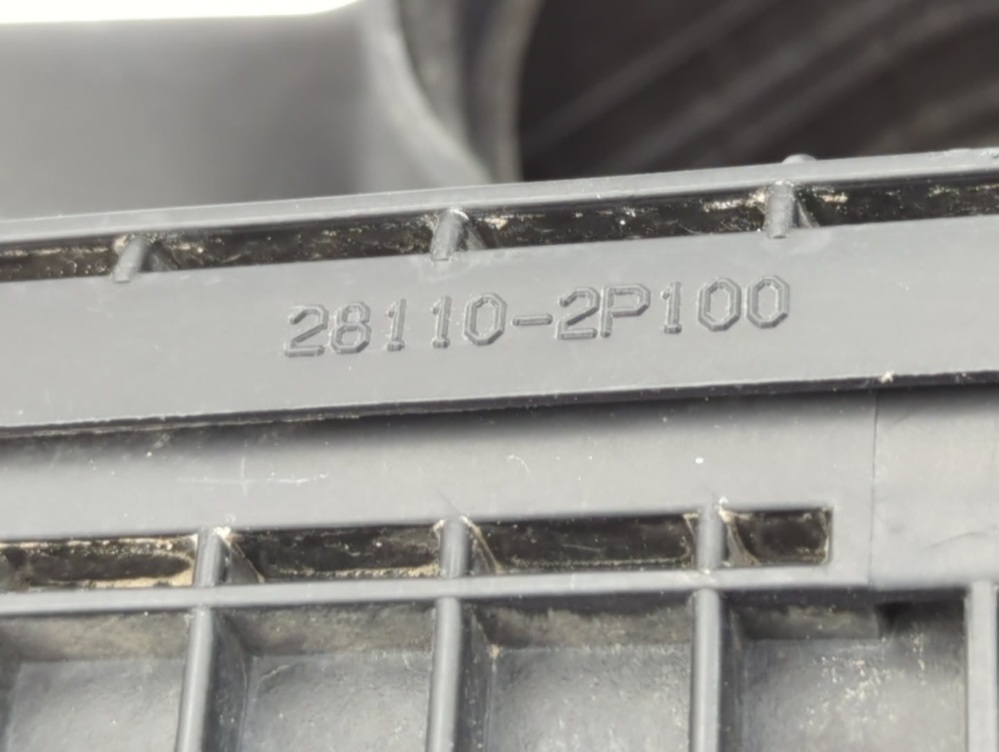 2011-2013 Kia Sorento Air Cleaner Intake-duct Hose Tube - Oemusedautoparts1.com