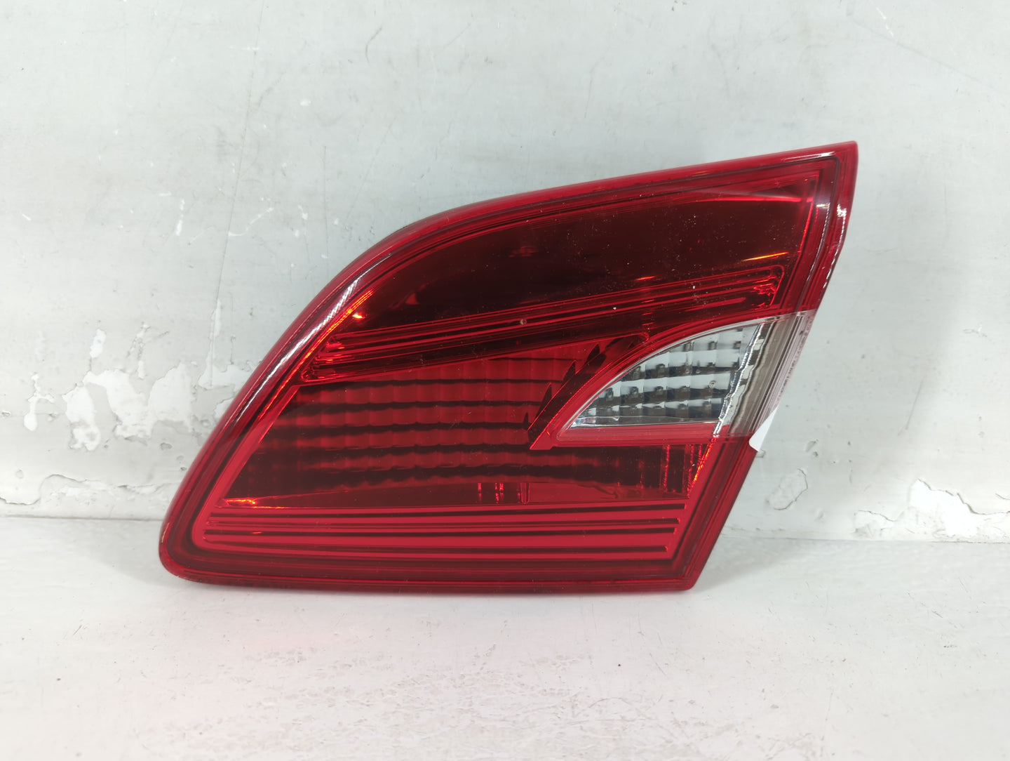 2016-2019 Nissan Sentra Tail Light Assembly Passenger Right OEM P/N:205.281-02 Fits Fits 2016 2017 2018 2019 OEM Used Auto Parts - Oemusedautoparts1.com