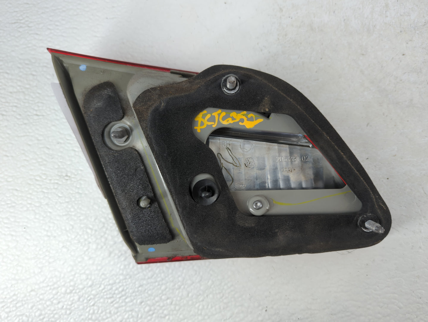 2016-2019 Nissan Sentra Tail Light Assembly Passenger Right OEM P/N:205.281-02 Fits Fits 2016 2017 2018 2019 OEM Used Auto Parts - Oemusedautoparts1.com