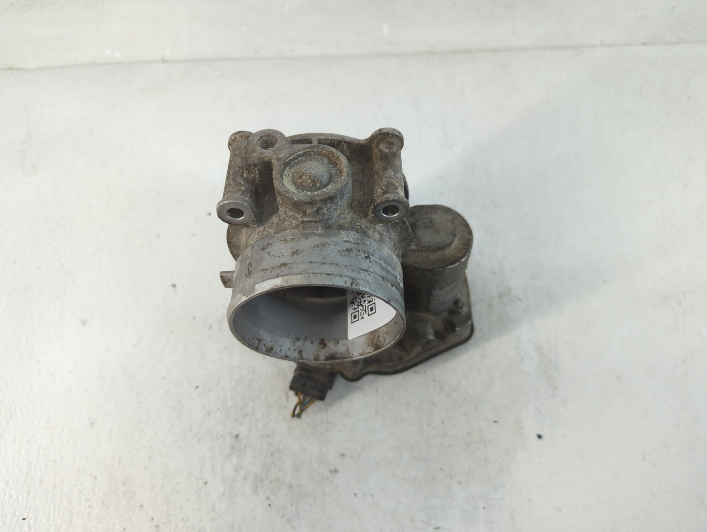2013-2019 Ford Flex Throttle Body P/N:AT4E-9F991-EL Fits Fits 2011 2012 2013 2014 2015 2016 2017 2018 2019 OEM Used Auto Parts - Oemusedautoparts1.com