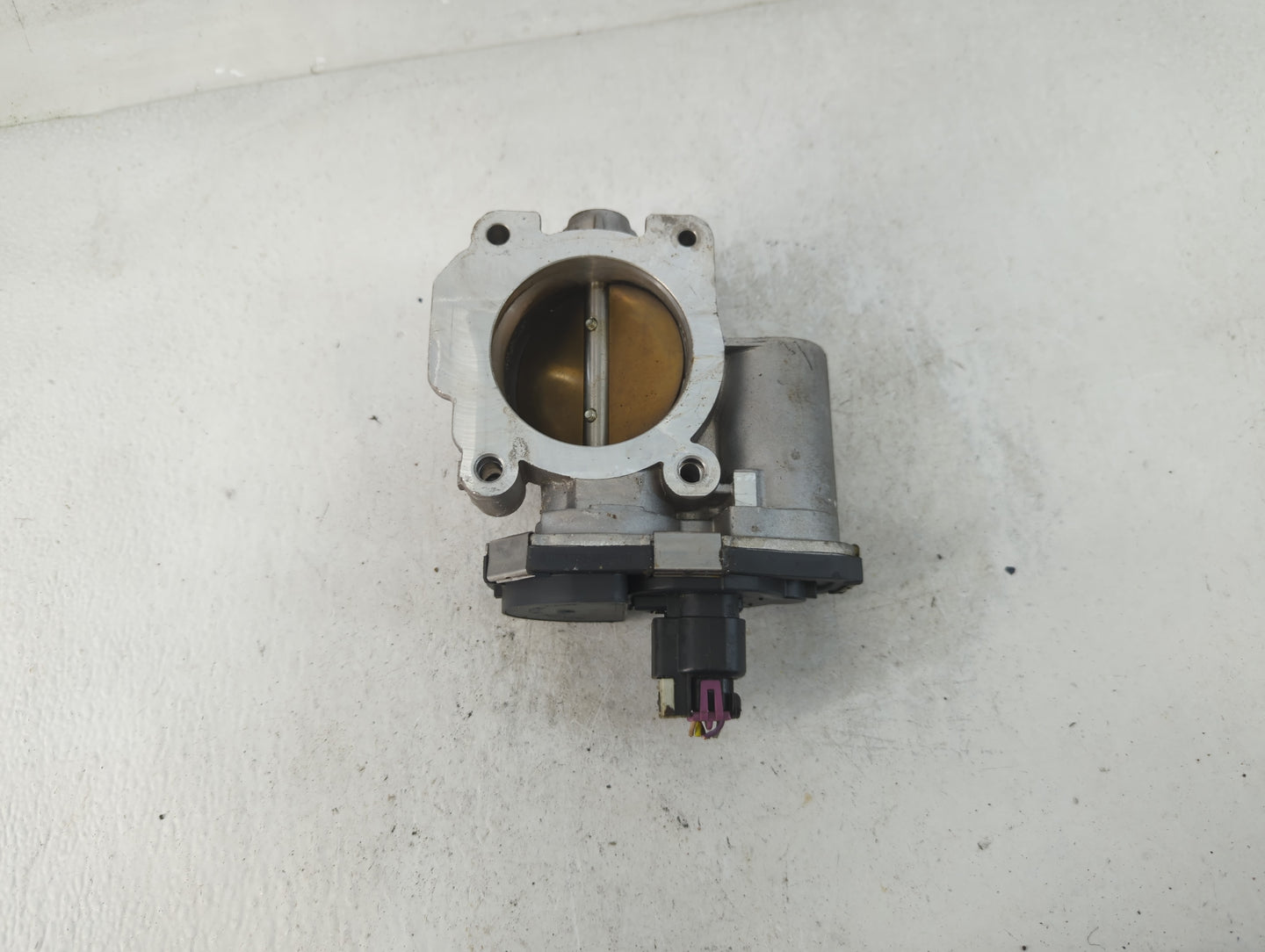 2008-2012 Chevrolet Malibu Throttle Body P/N:871AA0667C Fits Fits 2007 2008 2009 2010 2011 2012 OEM Used Auto Parts - Oemusedautoparts1.com